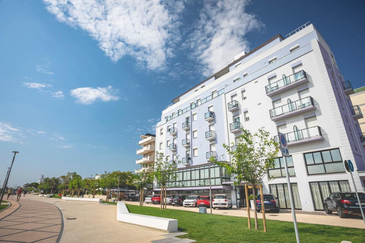 Hotel Baya - In Centro, Sul Mare Milano Marittima Eksteriør billede