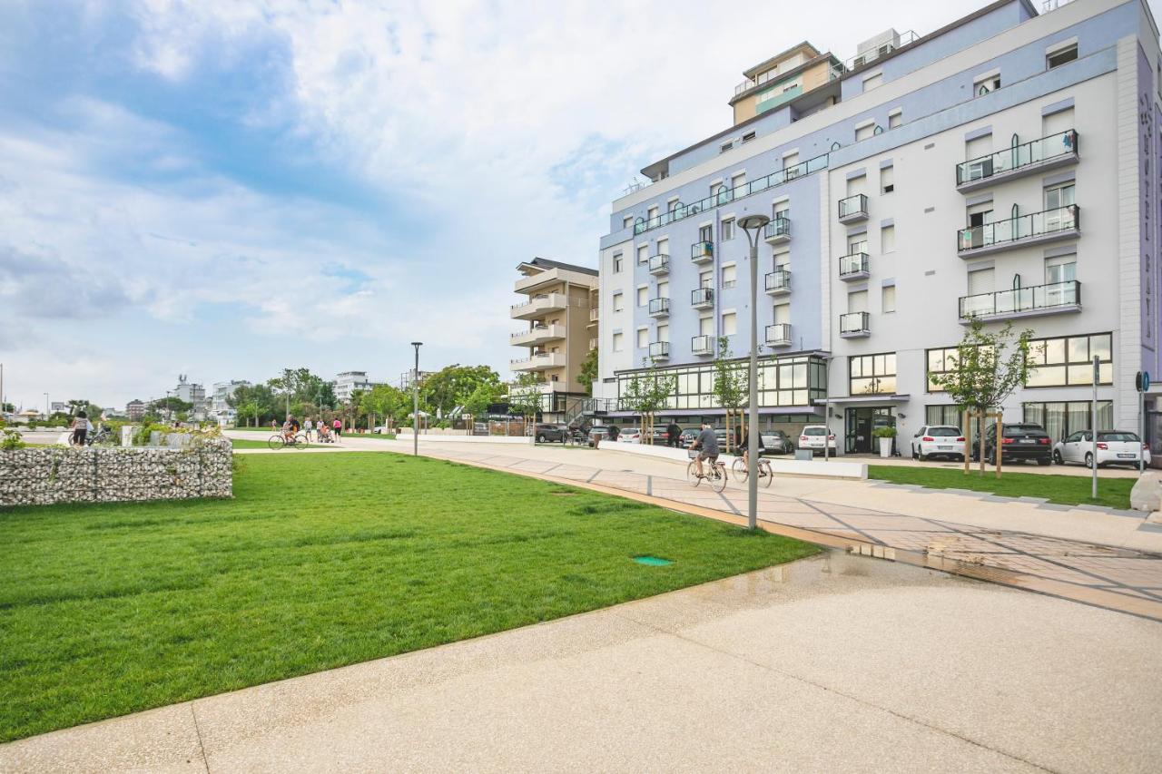 Hotel Baya - In Centro, Sul Mare Milano Marittima Eksteriør billede