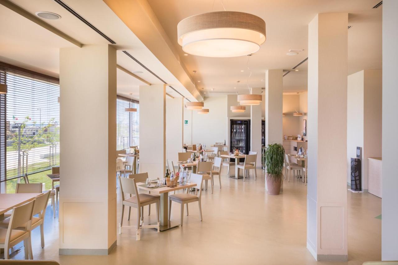 Hotel Baya - In Centro, Sul Mare Milano Marittima Eksteriør billede